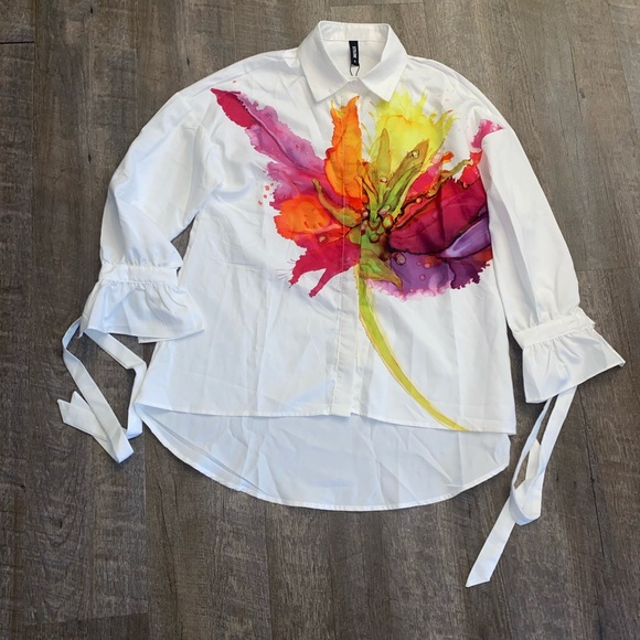 STYLEWE Women’s Button down blouse w/watercolor floral pattern & cuff sleeves - Picture 2 of 9